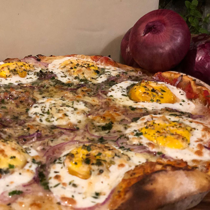 img-pizza-huevos-pizzaria-valinhos